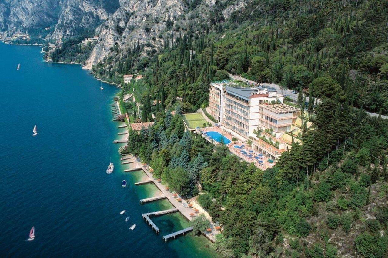 Hotel Astor Limone sul Garda Exterior photo