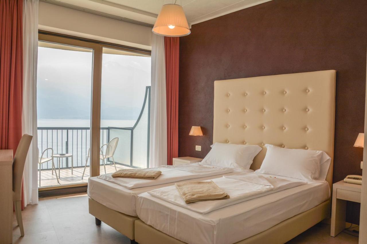 Hotel Astor Limone sul Garda Exterior photo