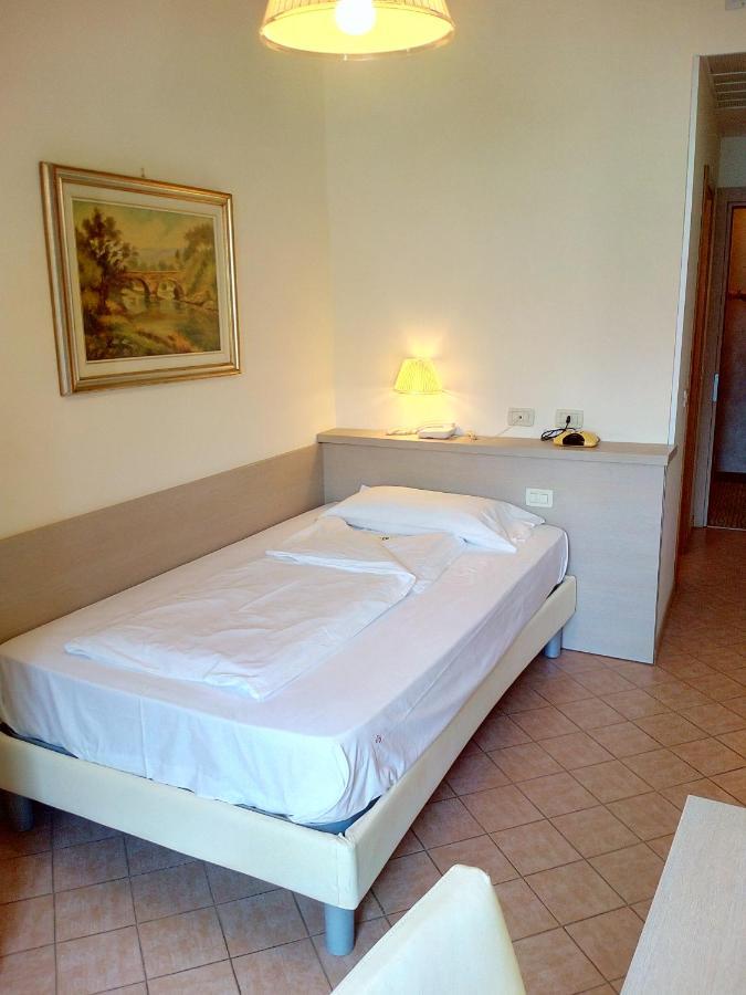 Hotel Astor Limone sul Garda Exterior photo